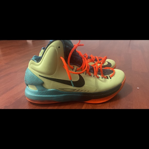 Jordan 4s and 9s and KDS 5 main image 9